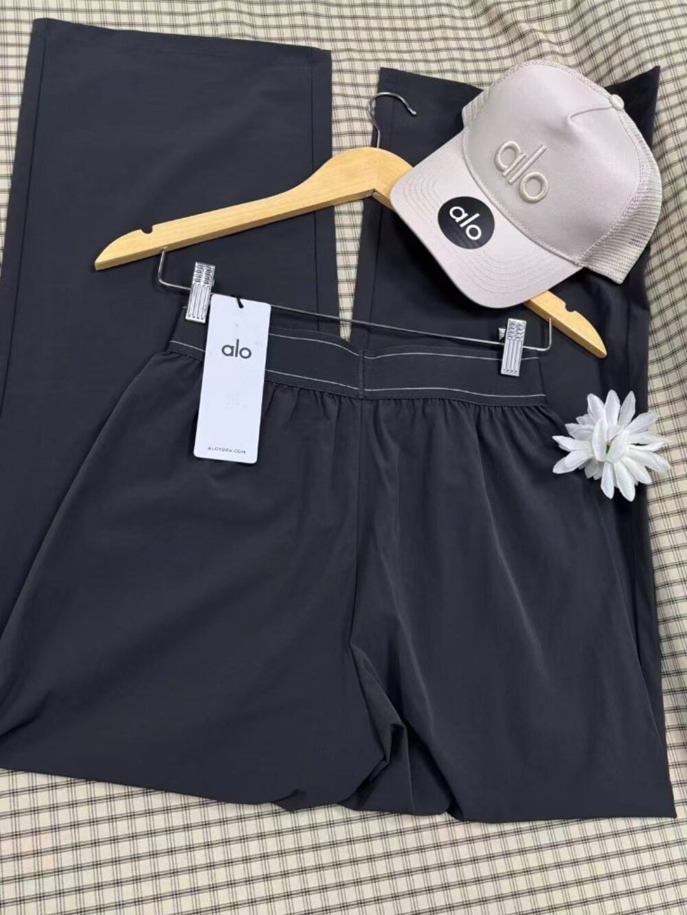 📸Alo Yoga Suit Up Trouser Dark Grey🔥(Regular)30-inch Inner Seam - Picture 5 of 9